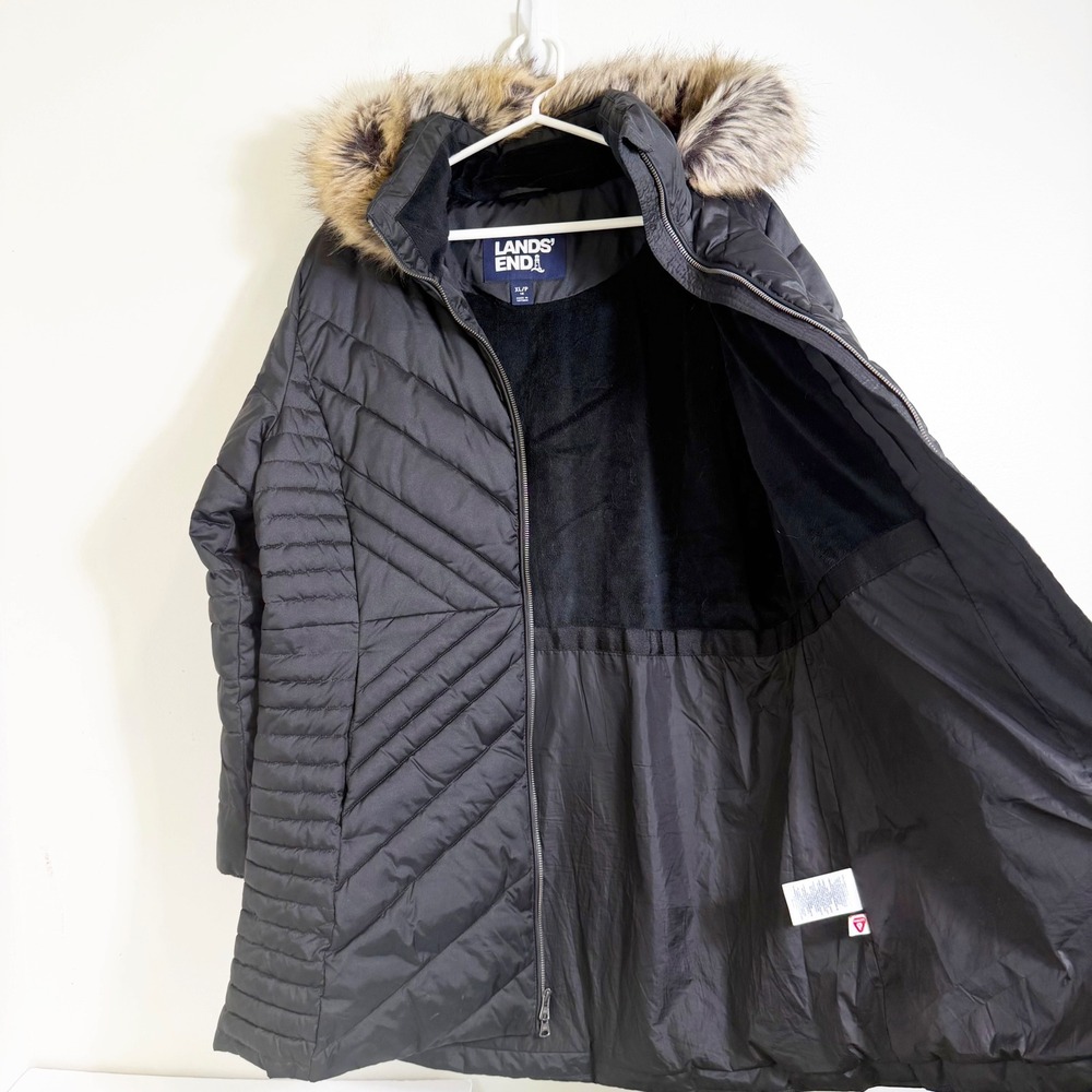 Lands End Puffer Parka Women XL 18 Petite Black Fur Hood Quilted Insulated Coat - Picture 4 of 4